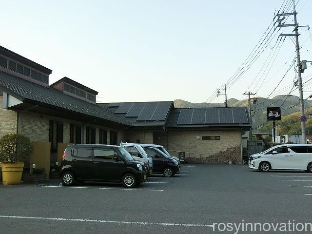 金山焼肉店２　駐車場